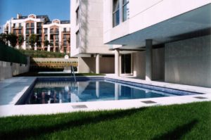 Construcción bloque de viviendas Valdenoja